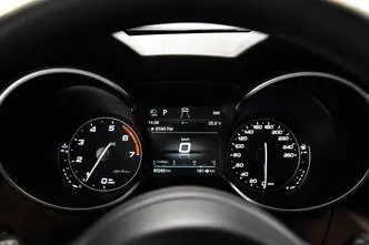 Alfa Romeo Stelvio, бензин, автомат, полный привод
