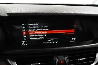 Alfa Romeo Stelvio, бензин, автомат, полный привод