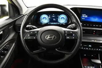 Hyundai i20, bensiin, automaat, esivedu