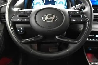 Hyundai i20, bensiin, automaat, esivedu