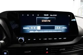 Hyundai i20, bensiin, automaat, esivedu