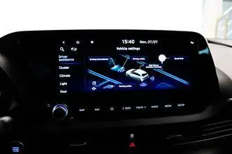 Hyundai i20, bensiin, automaat, esivedu