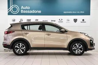 Kia Sportage, diesel, automatic, front-wheel drive