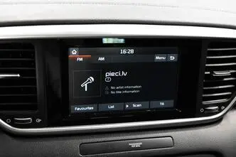 Kia Sportage, diesel, automatic, front-wheel drive
