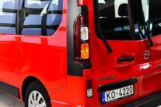 Opel Vivaro, дизель, механическая, передний привод
