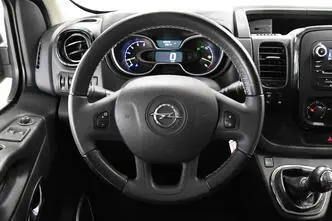 Opel Vivaro, дизель, механическая, передний привод