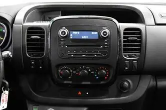 Opel Vivaro, дизель, механическая, передний привод