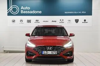 Hyundai i30, бензин, автомат, передний привод
