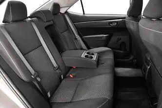 Toyota Corolla, bensiin, manuaal
