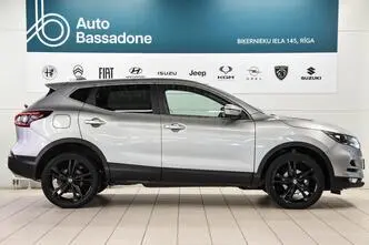 Nissan Qashqai, bensiin, automaat