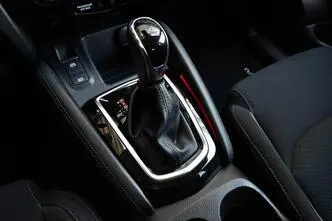 Nissan Qashqai, bensiin, automaat