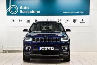 Jeep Compass, petrol, automatic, front-wheel drive