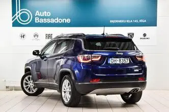 Jeep Compass, petrol, automatic, front-wheel drive