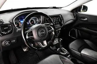 Jeep Compass, petrol, automatic, front-wheel drive