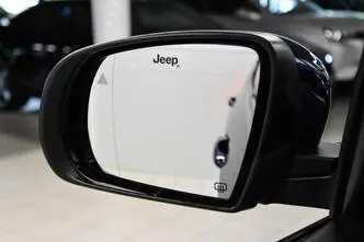Jeep Compass, petrol, automatic, front-wheel drive