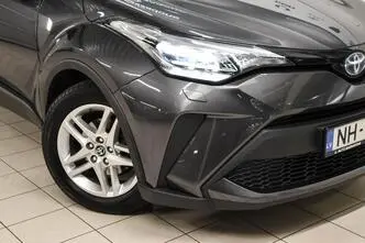Toyota C-HR, hübriid, automaat, esivedu