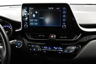 Toyota C-HR, hübriid, automaat, esivedu