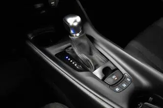 Toyota C-HR, hübriid, automaat, esivedu