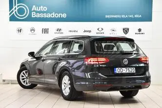 Volkswagen Passat, бензин, механическая, передний привод