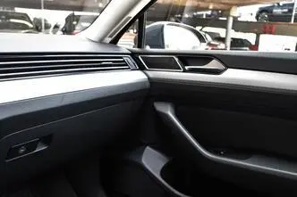 Volkswagen Passat, бензин, механическая, передний привод