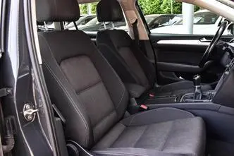 Volkswagen Passat, бензин, механическая, передний привод
