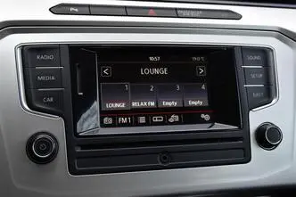 Volkswagen Passat, бензин, механическая, передний привод