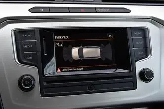 Volkswagen Passat, бензин, механическая, передний привод
