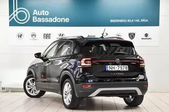 Volkswagen T-Cross, bensiin, automaat, esivedu