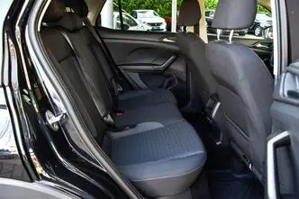 Volkswagen T-Cross, bensiin, automaat, esivedu