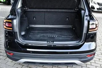Volkswagen T-Cross, bensiin, automaat, esivedu