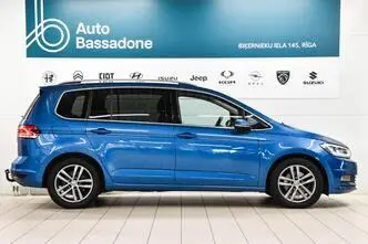 Volkswagen Touran, petrol, automatic