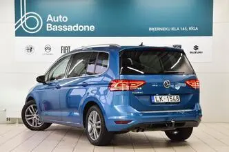 Volkswagen Touran, petrol, automatic