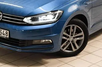Volkswagen Touran, petrol, automatic