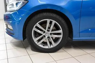 Volkswagen Touran, petrol, automatic