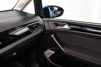 Volkswagen Touran, petrol, automatic