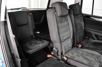 Volkswagen Touran, petrol, automatic