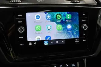 Volkswagen Touran, petrol, automatic