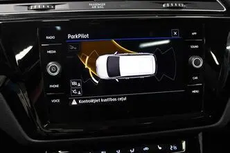 Volkswagen Touran, petrol, automatic