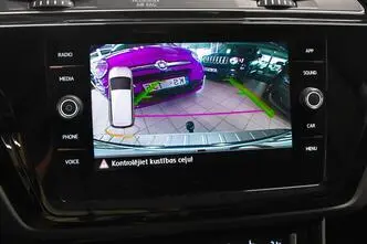 Volkswagen Touran, petrol, automatic