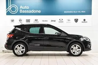 SEAT Arona, petrol, automatic, front-wheel drive