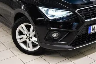 SEAT Arona, petrol, automatic, front-wheel drive