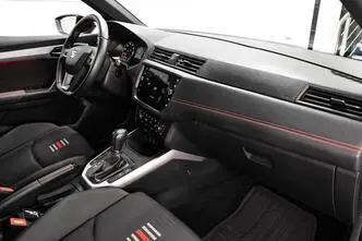 SEAT Arona, petrol, automatic, front-wheel drive
