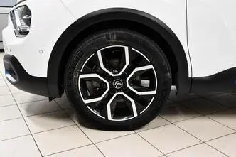 Citroën C4, electric, automatic, front-wheel drive