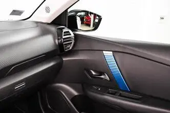Citroën C4, electric, automatic, front-wheel drive