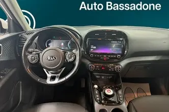 Kia e-Soul, 81 kW, electric, automatic, front-wheel drive