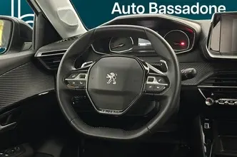 Peugeot 208, 1.2, 74 kW, bensiin, automaat, esivedu