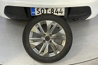Peugeot 208, 1.2, 74 kW, bensiin, automaat, esivedu
