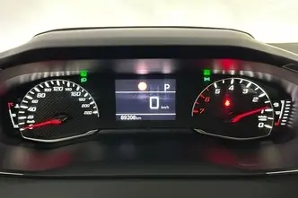 Peugeot 208, 1.2, 74 kW, bensiin, automaat, esivedu