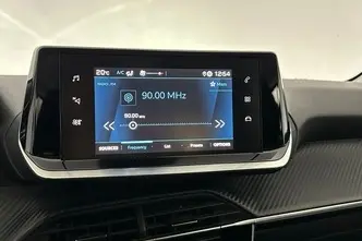 Peugeot 208, 1.2, 74 kW, bensiin, automaat, esivedu