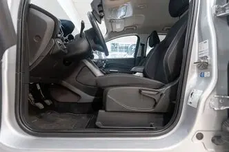 Ford Kuga, 1.5, 88 kW, дизель, механическая, передний привод